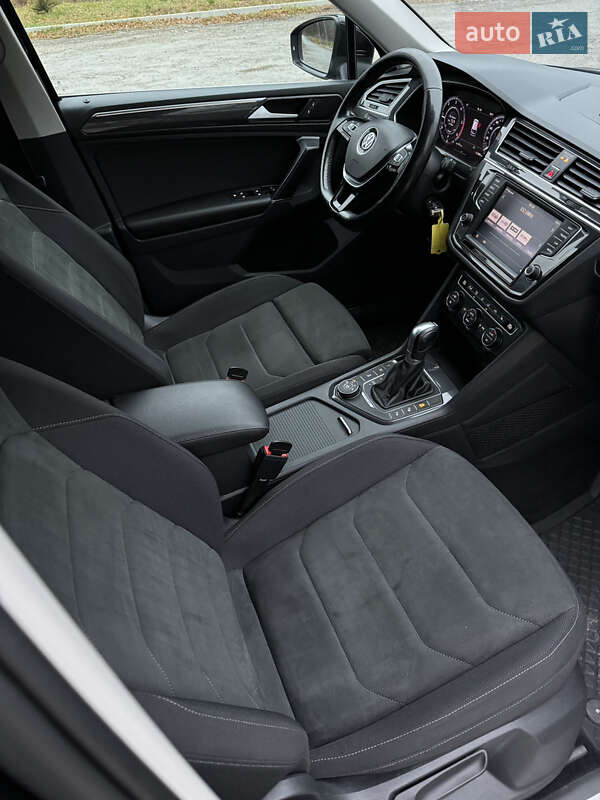 Внедорожник / Кроссовер Volkswagen Tiguan 2017 в Бережанах
