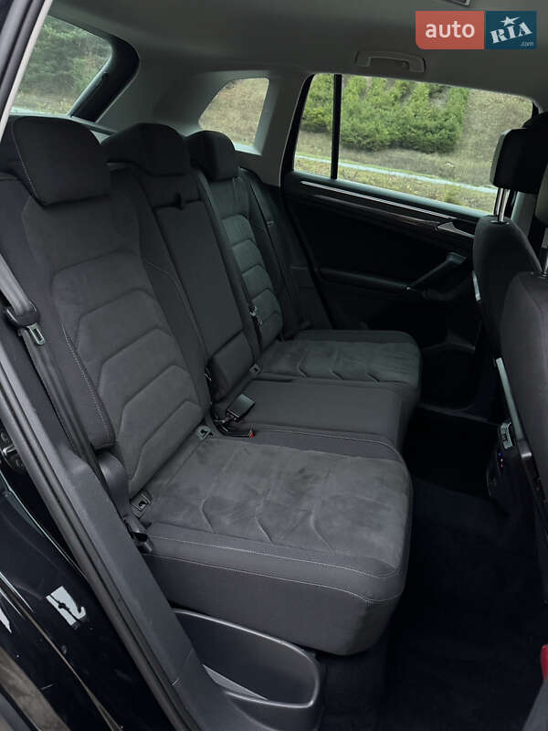 Внедорожник / Кроссовер Volkswagen Tiguan 2017 в Бережанах