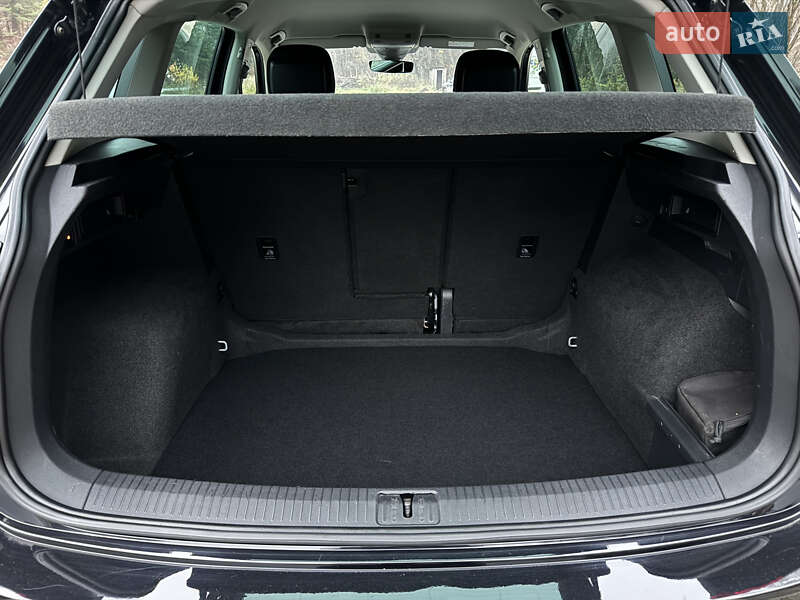 Внедорожник / Кроссовер Volkswagen Tiguan 2017 в Бережанах