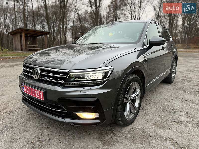 Внедорожник / Кроссовер Volkswagen Tiguan 2017 в Бережанах