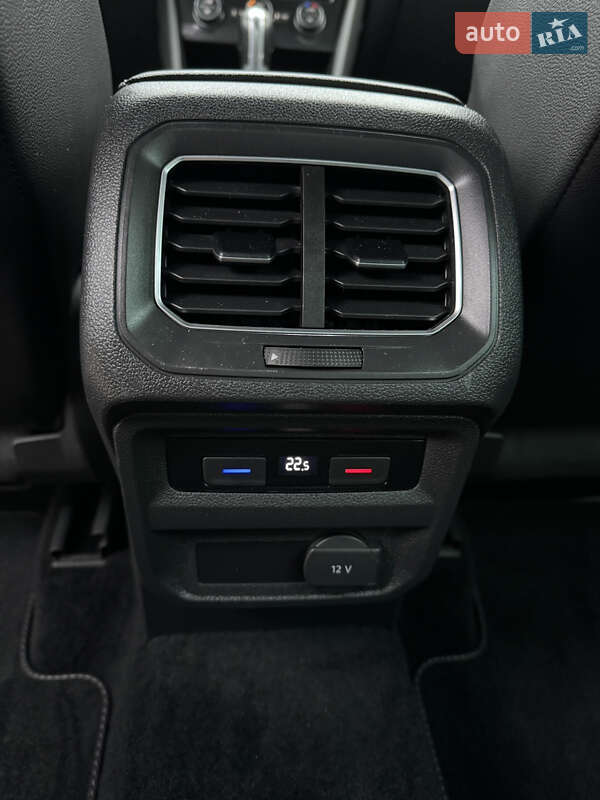 Внедорожник / Кроссовер Volkswagen Tiguan 2017 в Бережанах