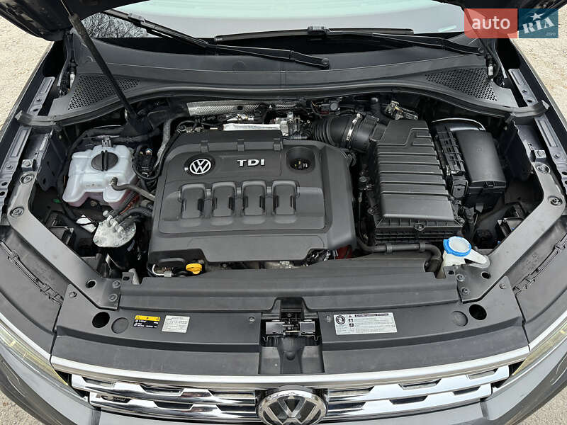 Внедорожник / Кроссовер Volkswagen Tiguan 2017 в Бережанах