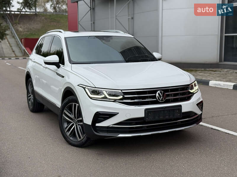 Позашляховик / Кросовер Volkswagen Tiguan 2022 в Києві