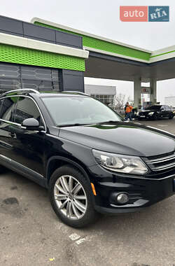 Внедорожник / Кроссовер Volkswagen Tiguan 2016 в Киеве
