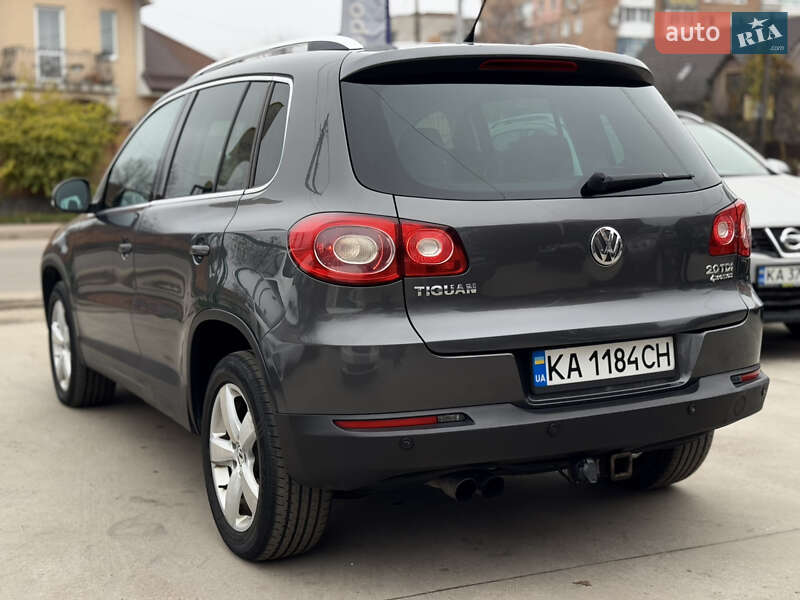 Позашляховик / Кросовер Volkswagen Tiguan 2010 в Бердичеві