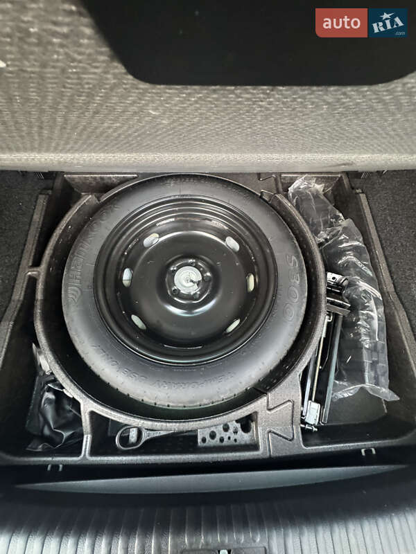 Позашляховик / Кросовер Volkswagen Tiguan 2017 в Володимирі