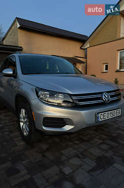 Позашляховик / Кросовер Volkswagen Tiguan 2016 в Чернівцях
