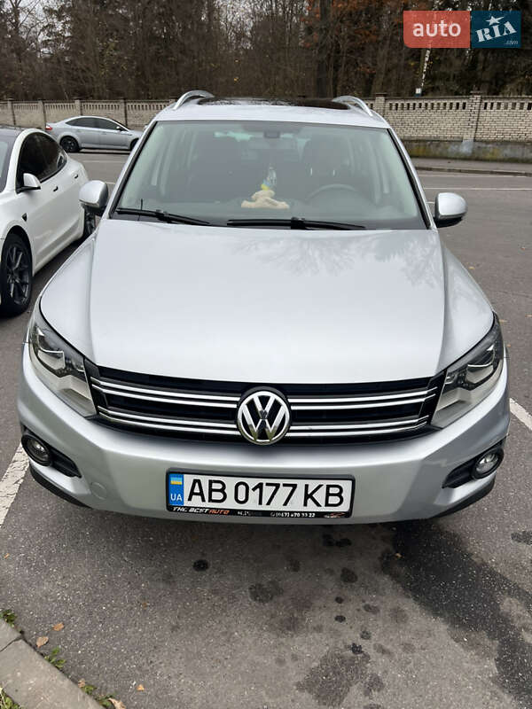 Внедорожник / Кроссовер Volkswagen Tiguan 2015 в Виннице