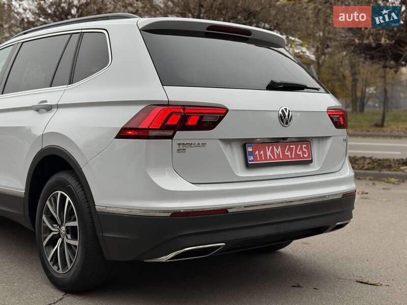 Внедорожник / Кроссовер Volkswagen Tiguan 2018 в Днепре