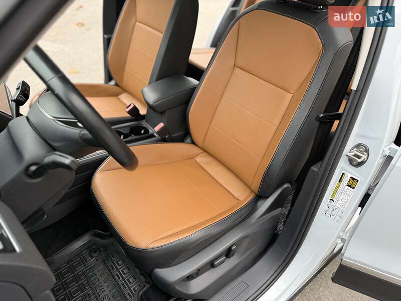 Внедорожник / Кроссовер Volkswagen Tiguan 2018 в Днепре