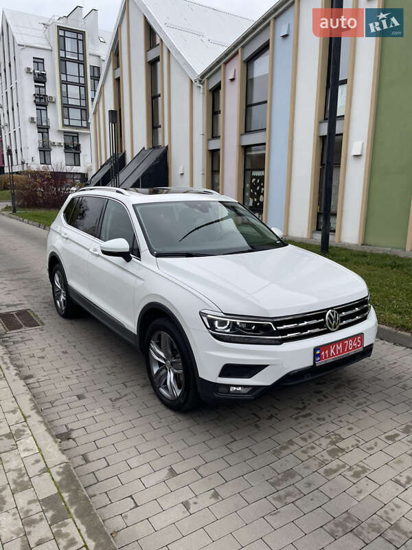Внедорожник / Кроссовер Volkswagen Tiguan 2020 в Киеве фото 3 Внедорожник / Кроссовер Volkswagen Tiguan 2020 в Киеве