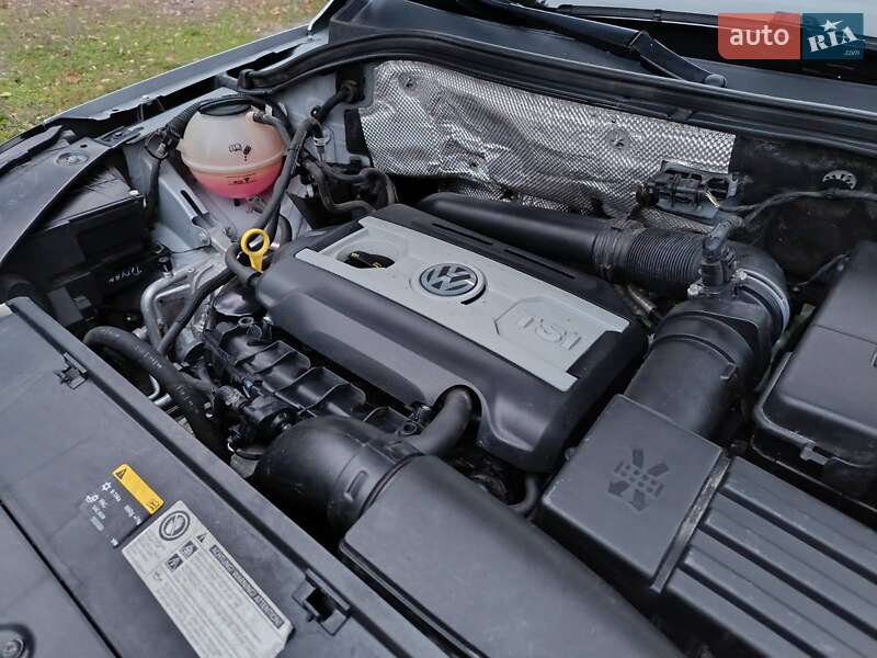 Внедорожник / Кроссовер Volkswagen Tiguan 2016 в Киеве