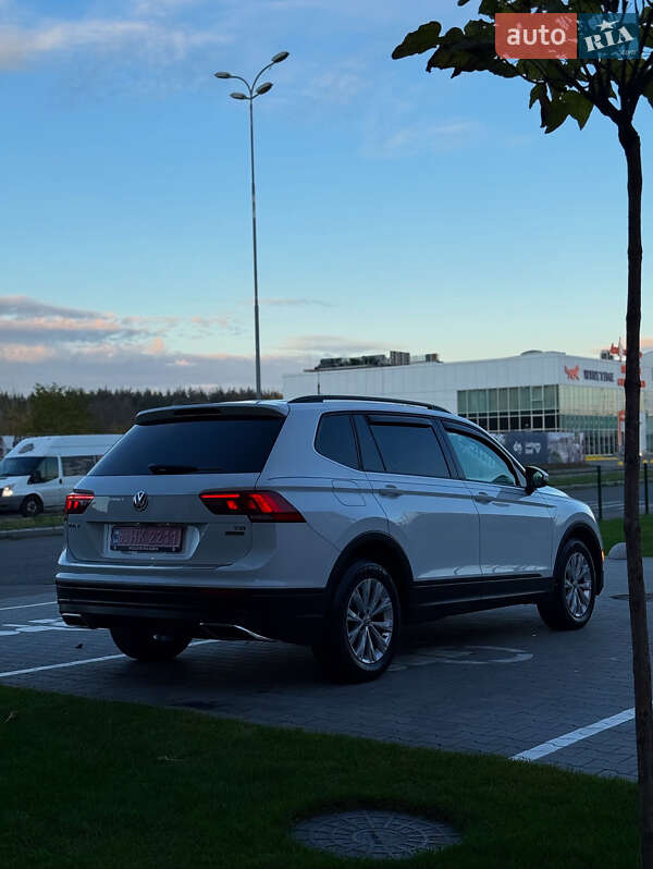 Позашляховик / Кросовер Volkswagen Tiguan 2018 в Києві