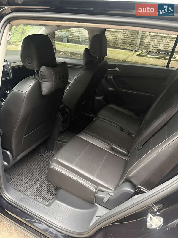 Внедорожник / Кроссовер Volkswagen Tiguan 2018 в Днепре фото 8 Внедорожник / Кроссовер Volkswagen Tiguan 2018 в Днепре