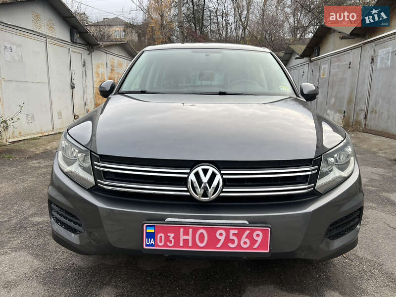 Внедорожник / Кроссовер Volkswagen Tiguan 2012 в Киеве