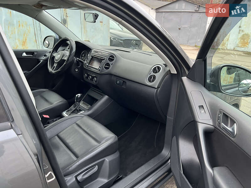 Внедорожник / Кроссовер Volkswagen Tiguan 2012 в Киеве
