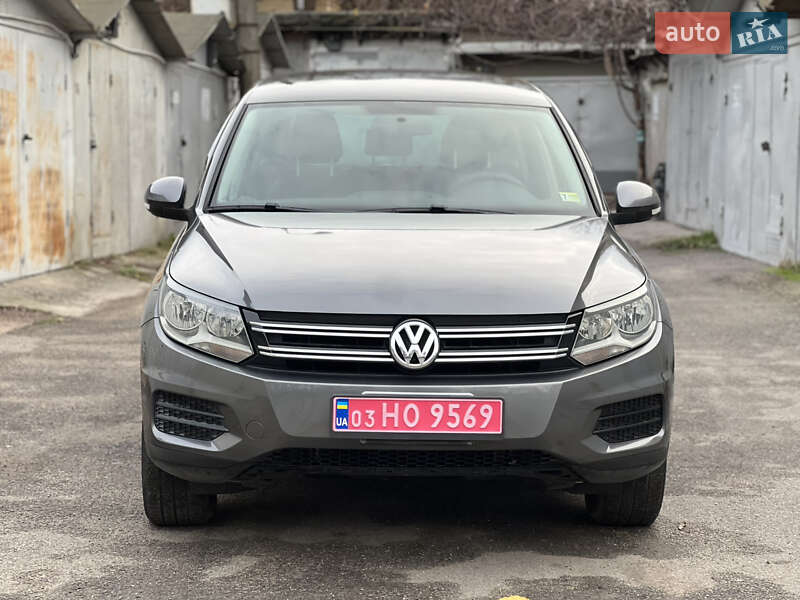 Внедорожник / Кроссовер Volkswagen Tiguan 2012 в Киеве