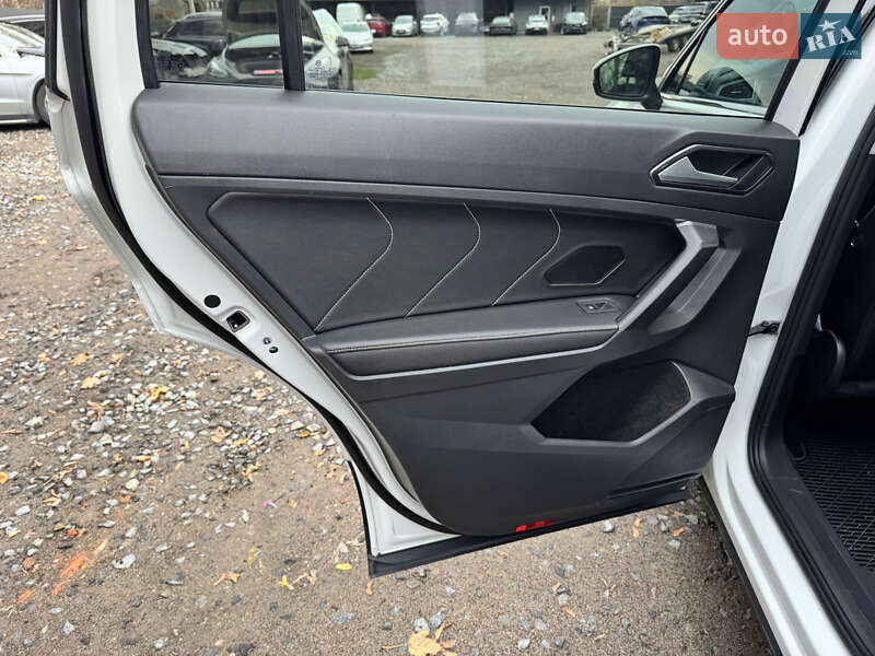 Внедорожник / Кроссовер Volkswagen Tiguan 2023 в Ровно