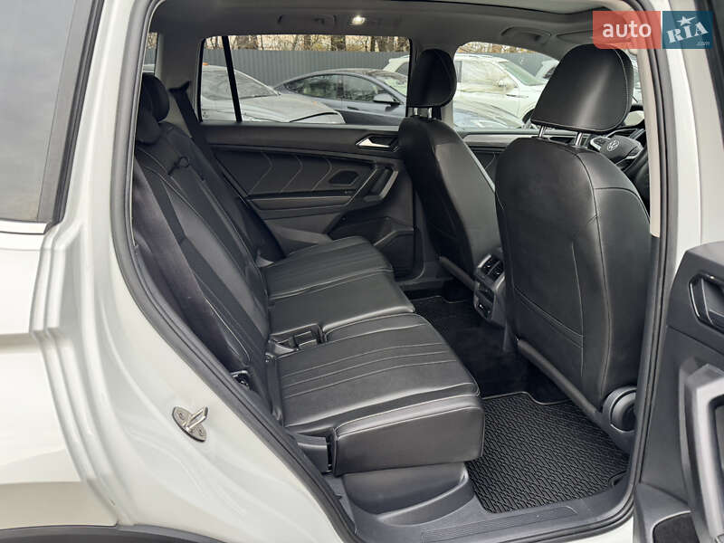 Внедорожник / Кроссовер Volkswagen Tiguan 2023 в Ровно