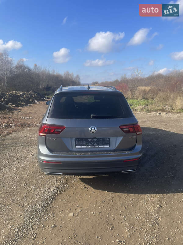 Внедорожник / Кроссовер Volkswagen Tiguan 2020 в Львове