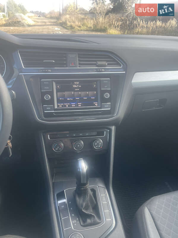 Внедорожник / Кроссовер Volkswagen Tiguan 2020 в Львове