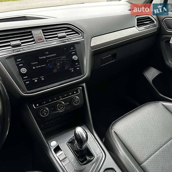 Внедорожник / Кроссовер Volkswagen Tiguan 2019 в Луцке