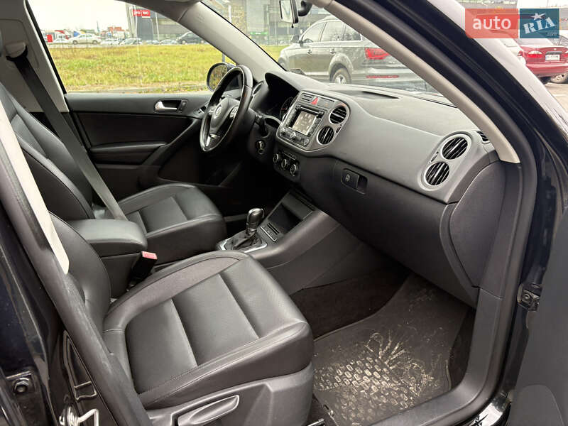 Внедорожник / Кроссовер Volkswagen Tiguan 2011 в Львове