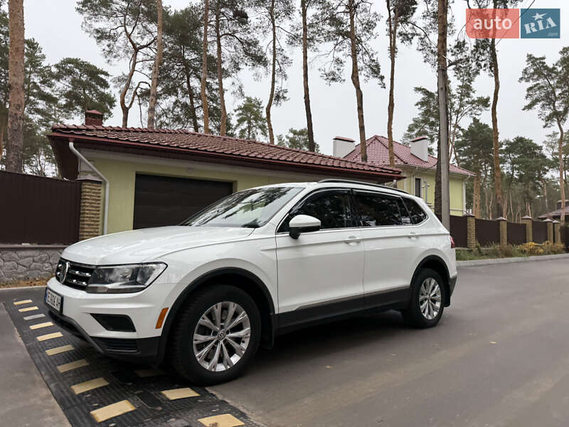 Внедорожник / Кроссовер Volkswagen Tiguan 2018 в Полтаве