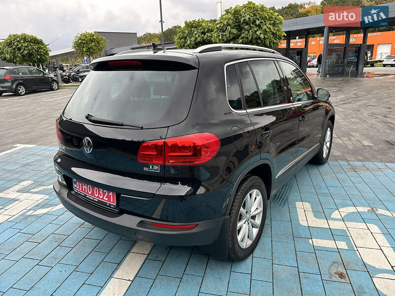Внедорожник / Кроссовер Volkswagen Tiguan 2017 в Луцке