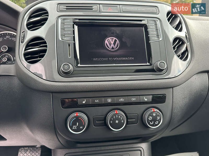 Внедорожник / Кроссовер Volkswagen Tiguan 2017 в Луцке