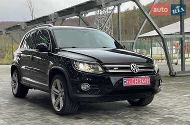 Позашляховик / Кросовер Volkswagen Tiguan 2015 в Яворові