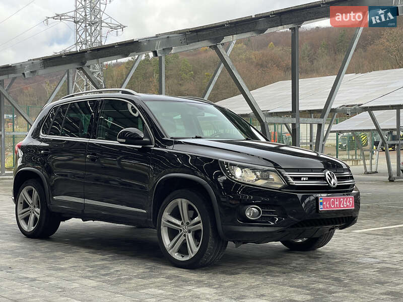 Внедорожник / Кроссовер Volkswagen Tiguan 2015 в Львове