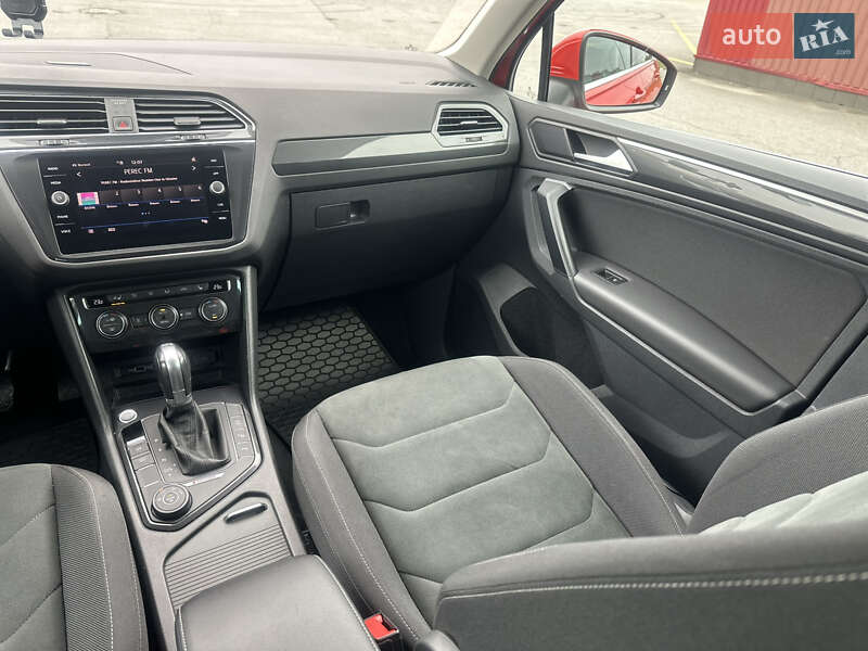 Внедорожник / Кроссовер Volkswagen Tiguan 2018 в Киеве