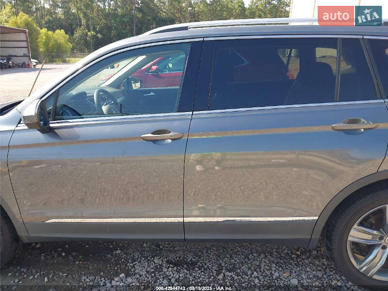 Внедорожник / Кроссовер Volkswagen Tiguan 2020 в Львове