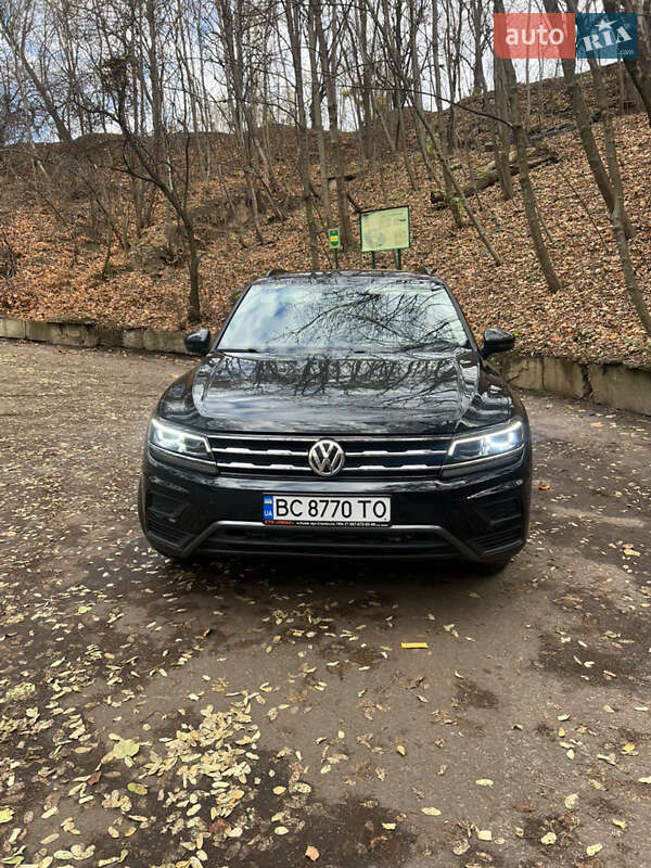Внедорожник / Кроссовер Volkswagen Tiguan 2019 в Львове