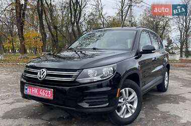 Позашляховик / Кросовер Volkswagen Tiguan 2016 в Новоархангельську