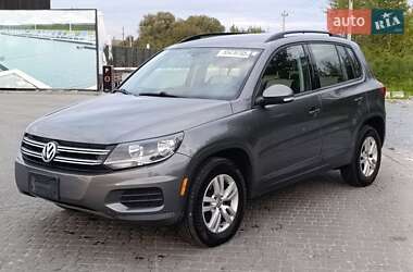 Внедорожник / Кроссовер Volkswagen Tiguan 2016 в Львове