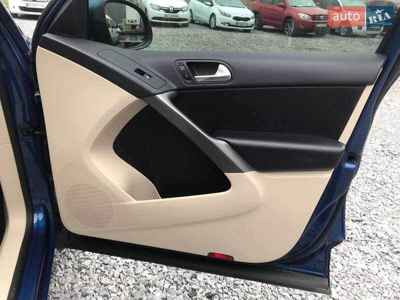 Внедорожник / Кроссовер Volkswagen Tiguan 2008 в Львове