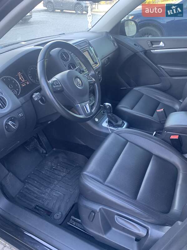 Позашляховик / Кросовер Volkswagen Tiguan 2016 в Івано-Франківську фото 10 Позашляховик / Кросовер Volkswagen Tiguan 2016 в Івано-Франківську
