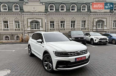 Позашляховик / Кросовер Volkswagen Tiguan 2018 в Києві