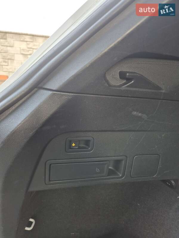 Внедорожник / Кроссовер Volkswagen Tiguan 2018 в Ровно