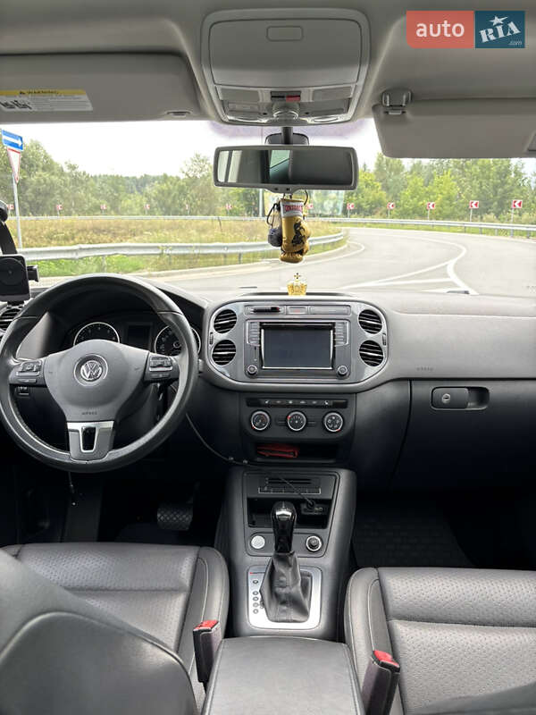 Внедорожник / Кроссовер Volkswagen Tiguan 2016 в Киеве