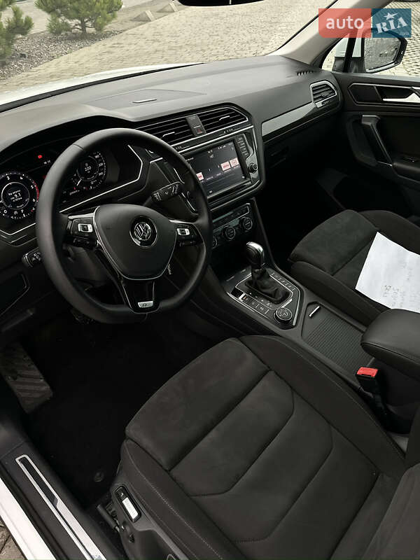 Внедорожник / Кроссовер Volkswagen Tiguan 2017 в Хмельницком фото 9 Внедорожник / Кроссовер Volkswagen Tiguan 2017 в Хмельницком