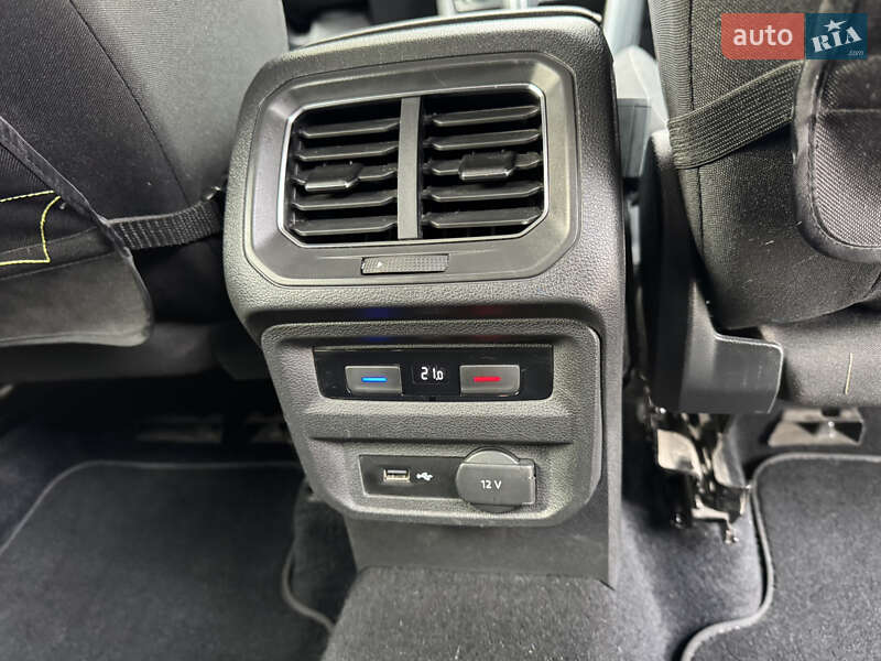 Позашляховик / Кросовер Volkswagen Tiguan 2018 в Києві фото 21 Позашляховик / Кросовер Volkswagen Tiguan 2018 в Києві