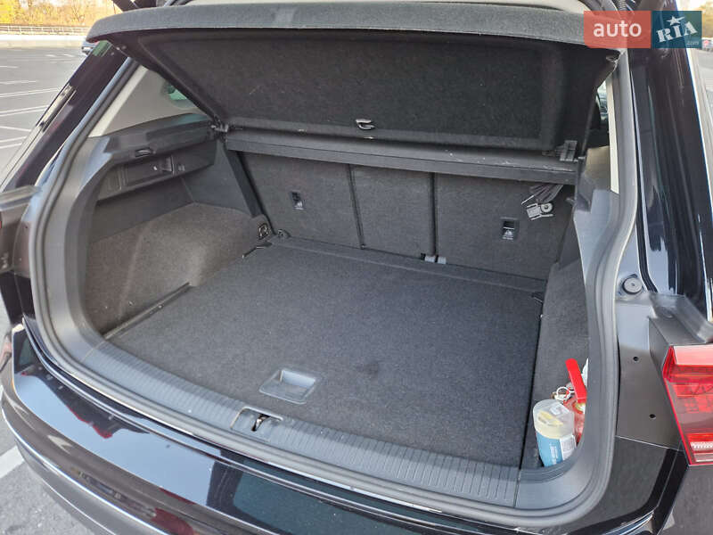 Внедорожник / Кроссовер Volkswagen Tiguan 2020 в Одессе