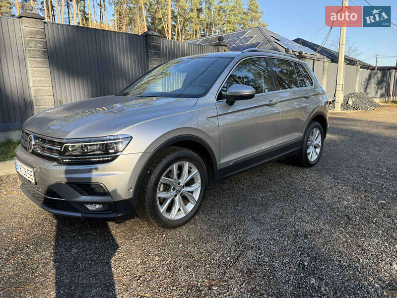 Внедорожник / Кроссовер Volkswagen Tiguan 2019 в Киеве