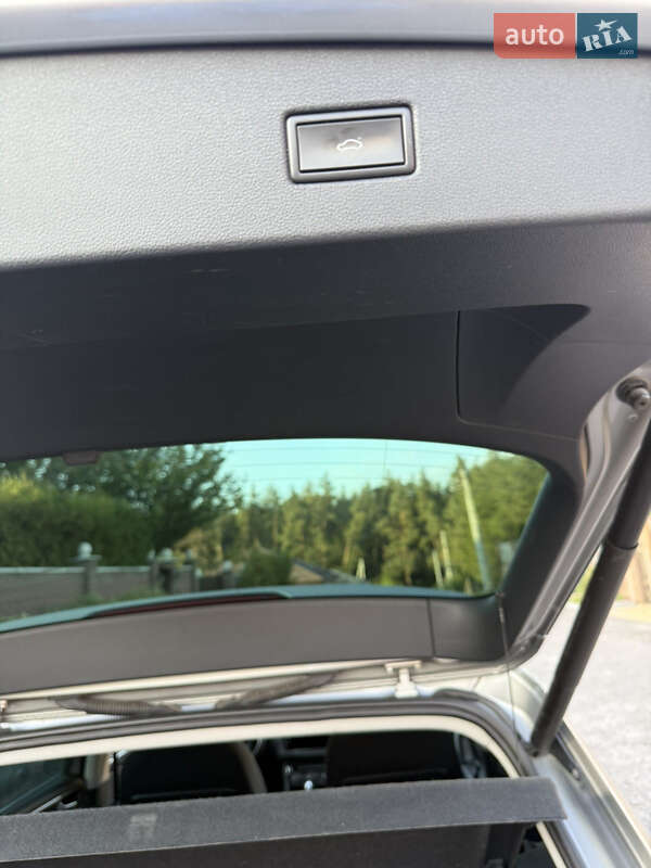 Внедорожник / Кроссовер Volkswagen Tiguan 2019 в Киеве