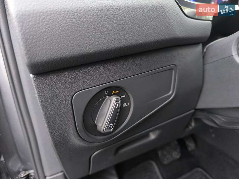 Внедорожник / Кроссовер Volkswagen Tiguan 2021 в Киеве