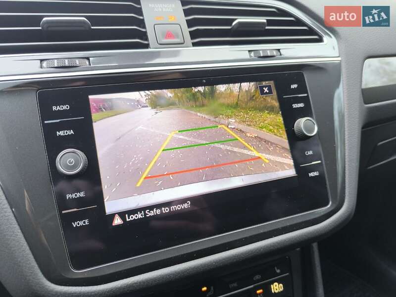 Внедорожник / Кроссовер Volkswagen Tiguan 2021 в Киеве