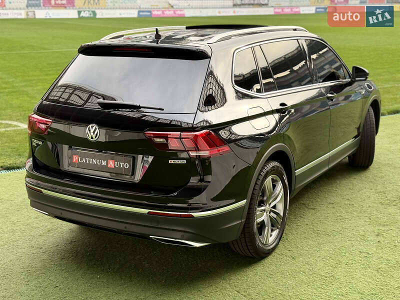 Внедорожник / Кроссовер Volkswagen Tiguan 2019 в Одессе